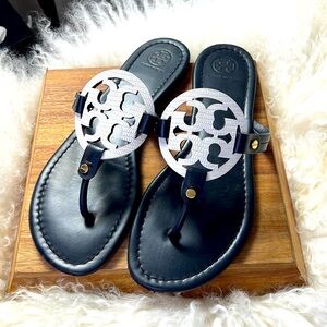 Tory Burch Black and White snake  Sandals sz 10